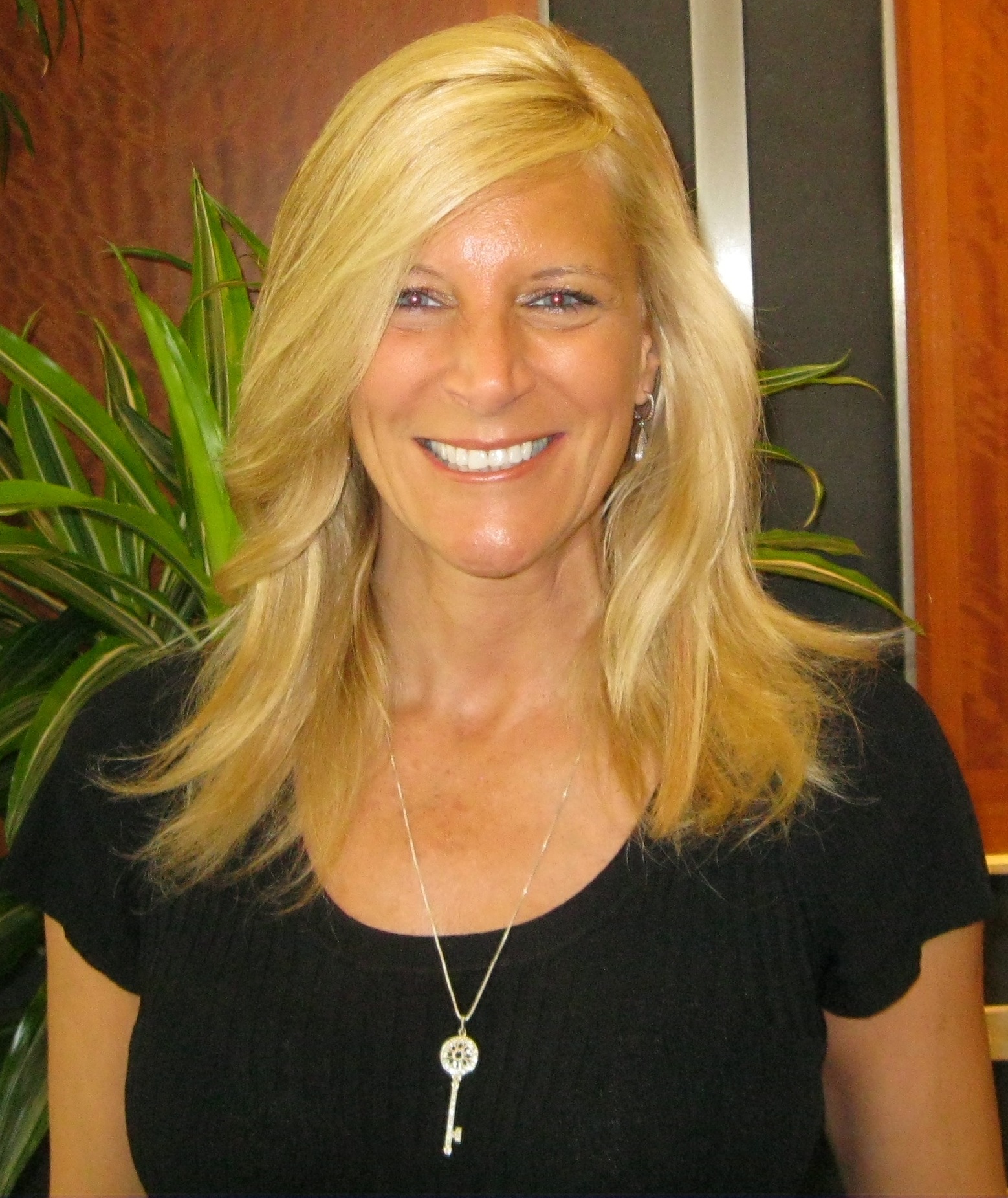 Linda LeFebvre Chair, Lion's  Den & Vice President, NCI, Inc.